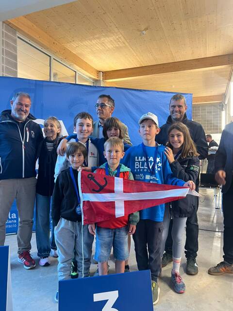 El Club de Vela Blanes sube al tercer cajón del podio de la Liga Blava 2025-2026