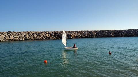Cinco regatistas del Club de Vela Blanes participan en el Trofeo Comodoro de Garraf N2 - 1